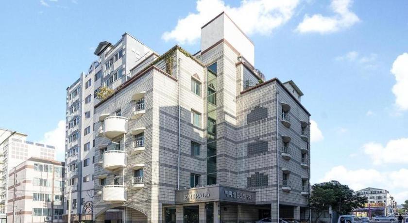 绿宝石埃斯酒店 济州市 外观 照片
