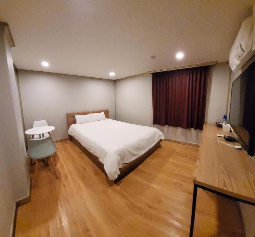 绿宝石埃斯酒店 济州市 外观 照片