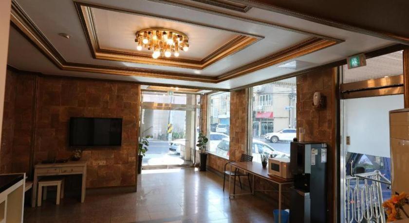 绿宝石埃斯酒店 济州市 外观 照片