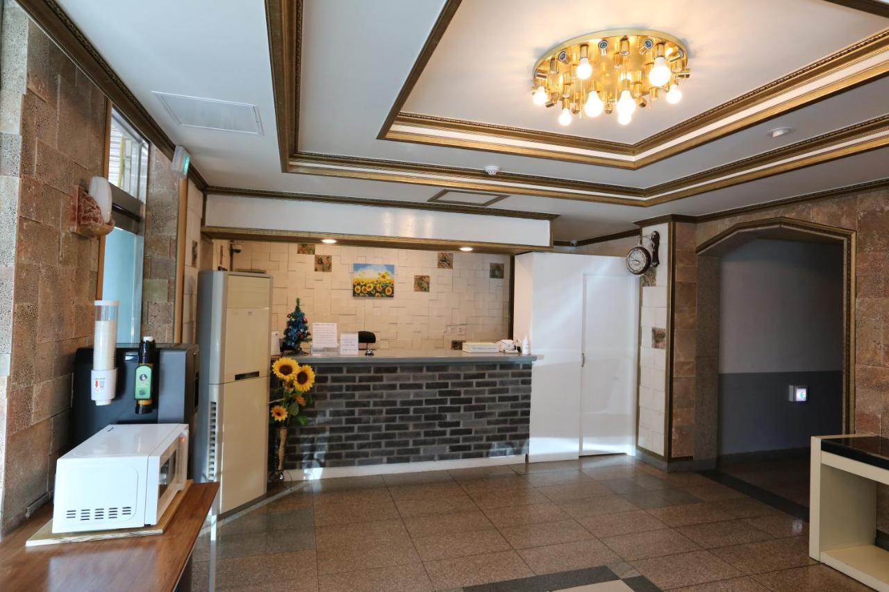 绿宝石埃斯酒店 济州市 外观 照片